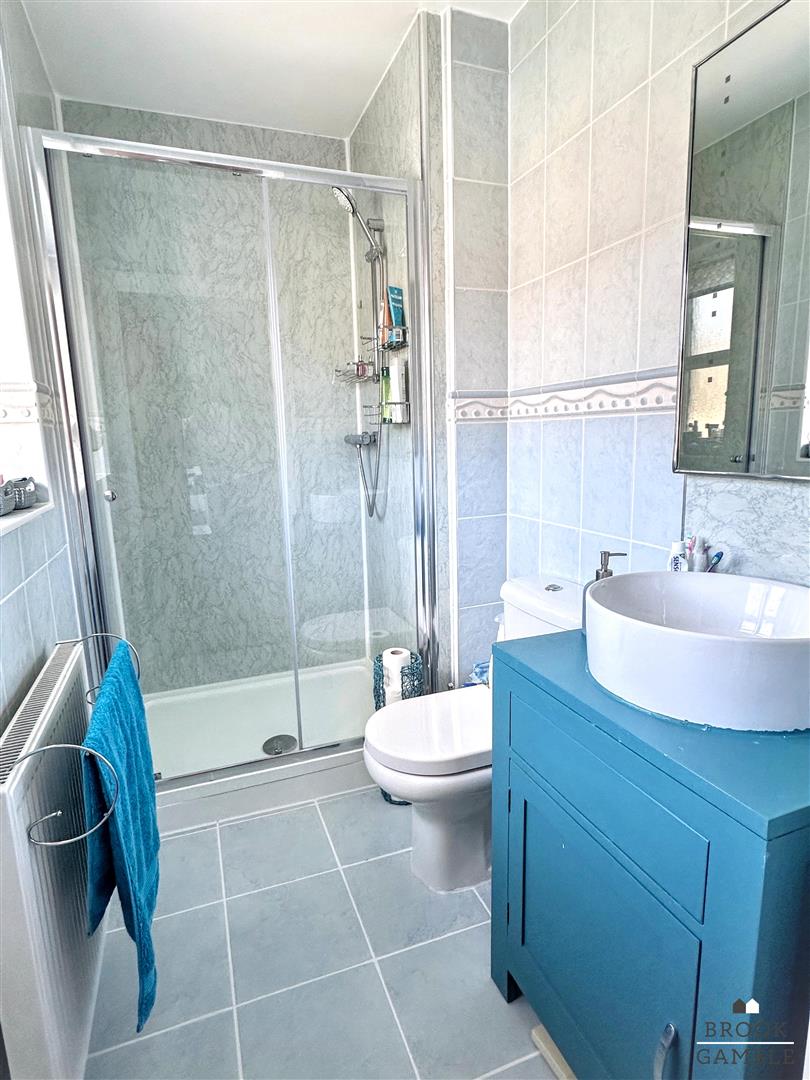 2 Bedroom Flat - Purpose Built. Callao Quay in Eastbourne, East Sussex 12